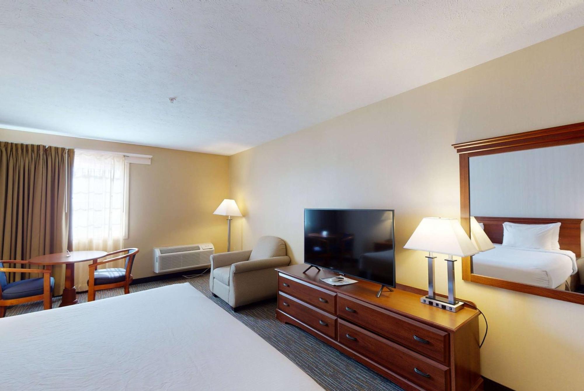 รามาดา บาย วินด์แฮม สตราสเบิร์ก Hotel สตราสบวร์ก ภายนอก รูปภาพ