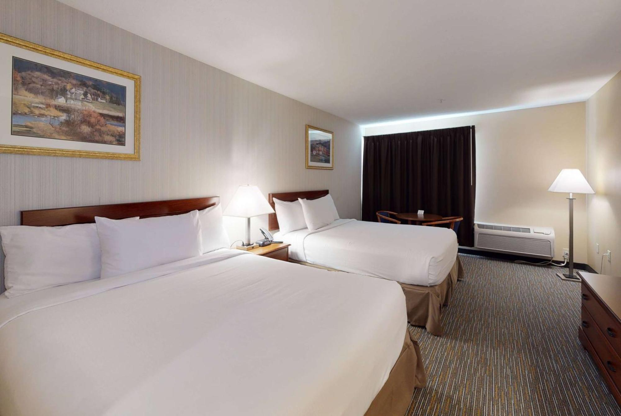รามาดา บาย วินด์แฮม สตราสเบิร์ก Hotel สตราสบวร์ก ภายนอก รูปภาพ