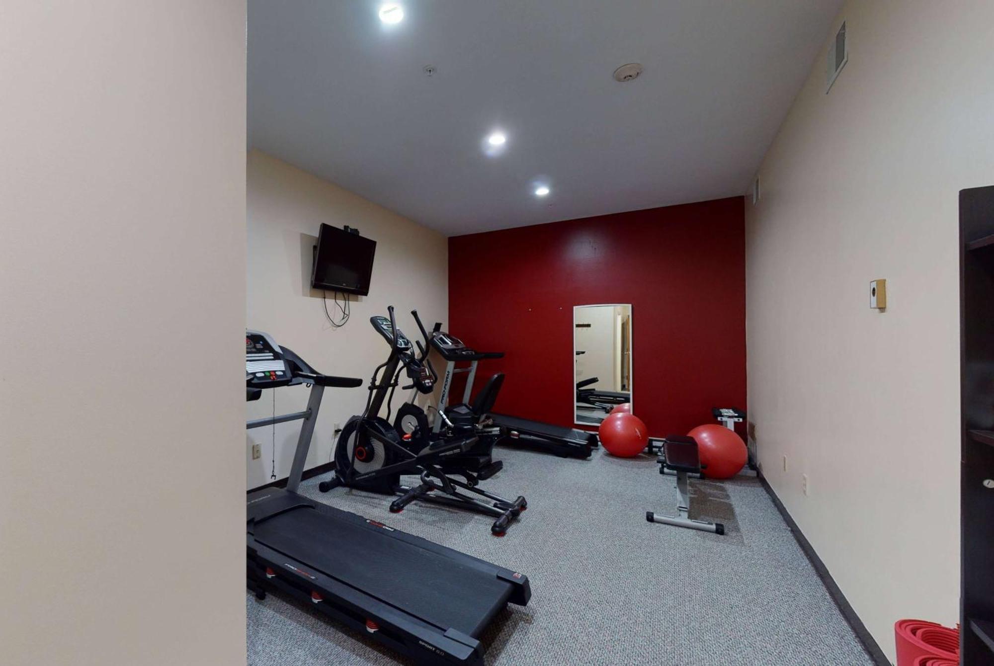 รามาดา บาย วินด์แฮม สตราสเบิร์ก Hotel สตราสบวร์ก ภายนอก รูปภาพ